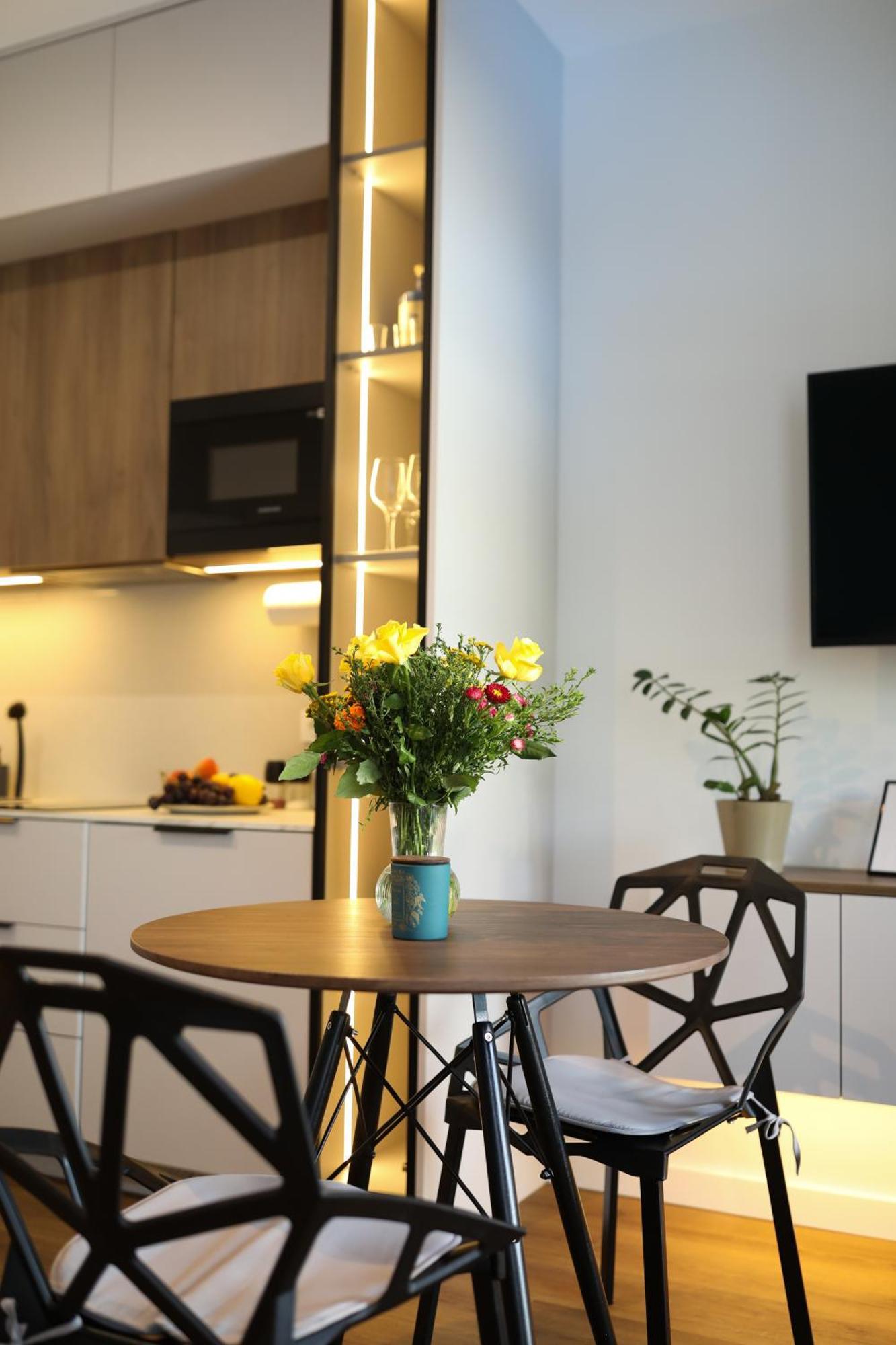 Apartament Zdziechowskiego With Parking And Ac, Mokotow Varşovia Exterior foto